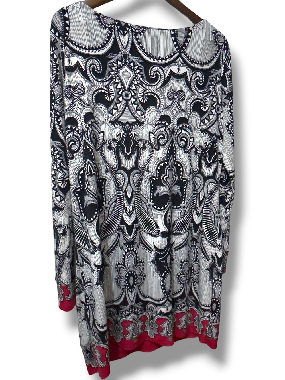 Nicole Miller | EUC Boho Baroque Black White Printed Red Trim Shift Dress (XL) - Picture 3 of 10